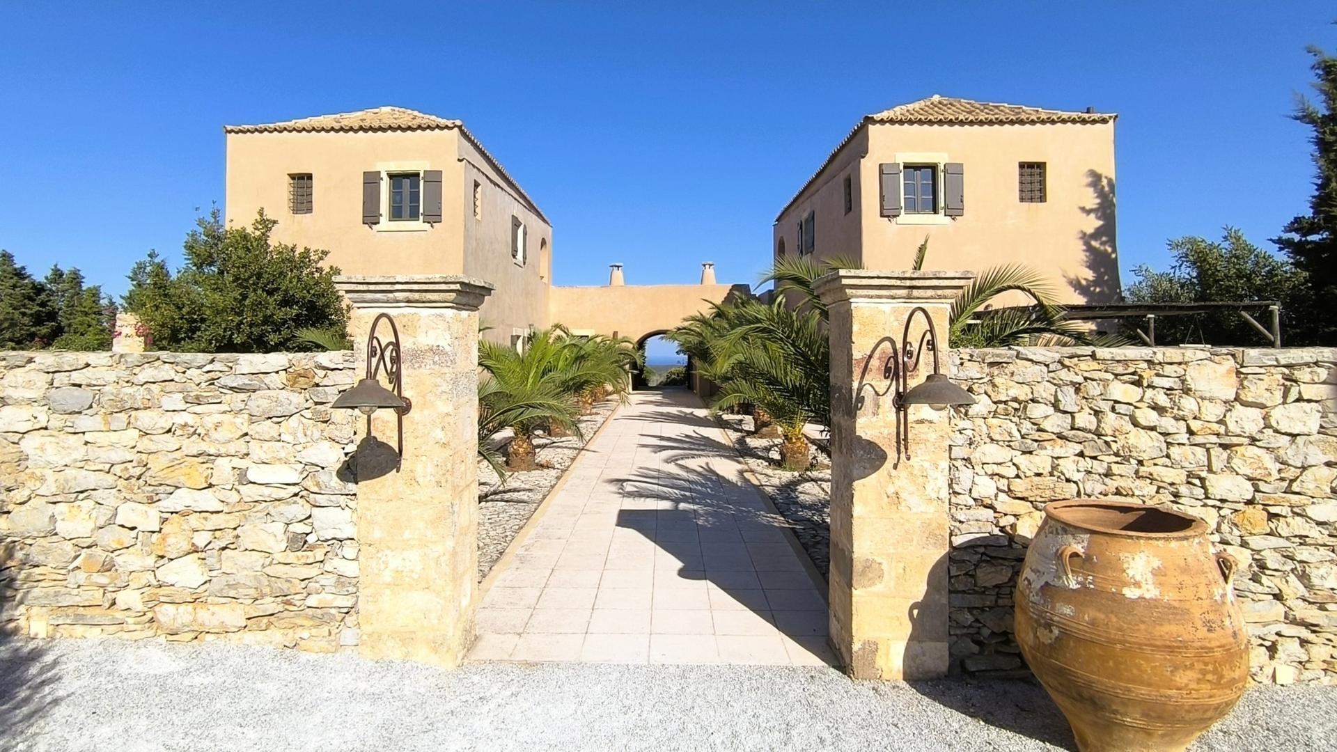 1 - vente propriété vue mer kythira attique grèce