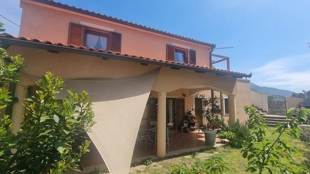 2 - vendita casa vista mare karlobag lika-segni croazia