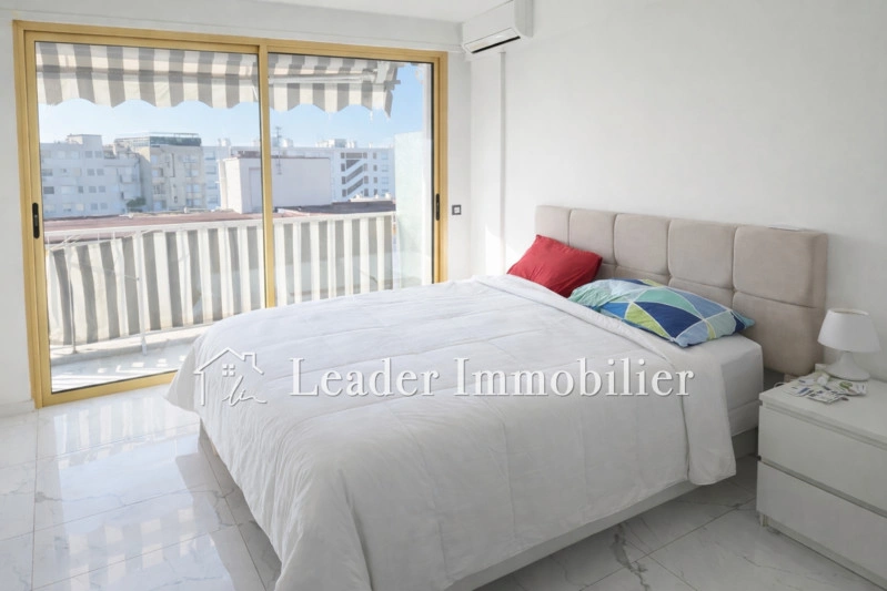 2 - sea view apartment for sale in juan les pins alpes-maritimes france