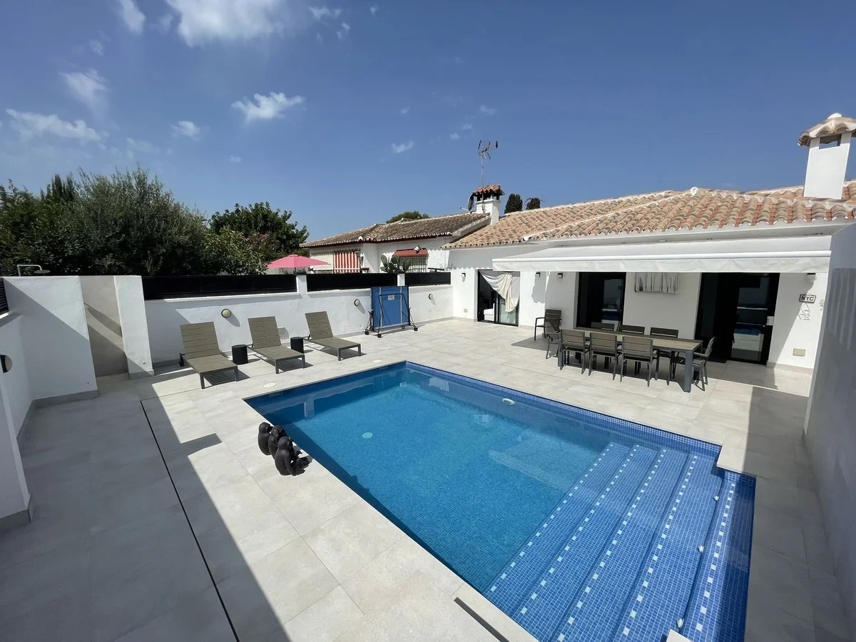 1 - verkauf haus strandpromenade san pedro de alcántara andalusien spanien