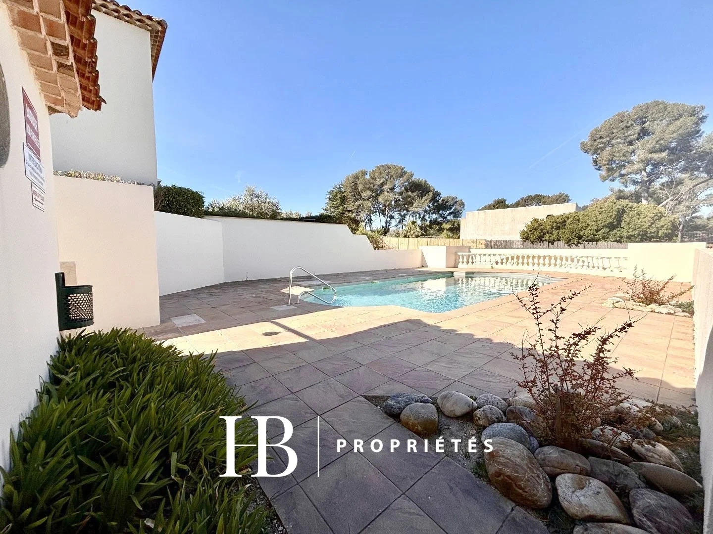 2 - venta apartamento a pie de playa sanary sur mer var francia
