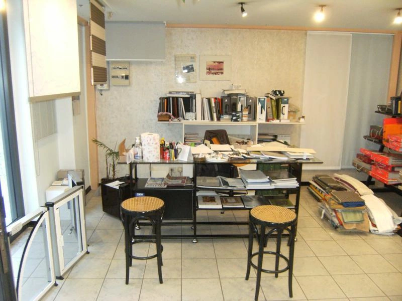 2 - vente commerce trieste frioul-vénétie julienne italie