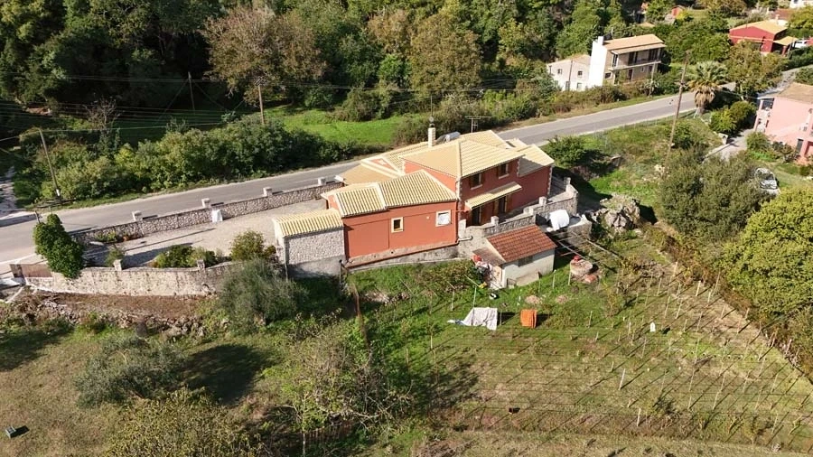 2 - vente maison ágios onoúfrios crète grèce