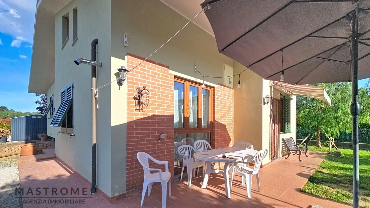 2 - villa for sale in castelfranco di sotto tuscany italy