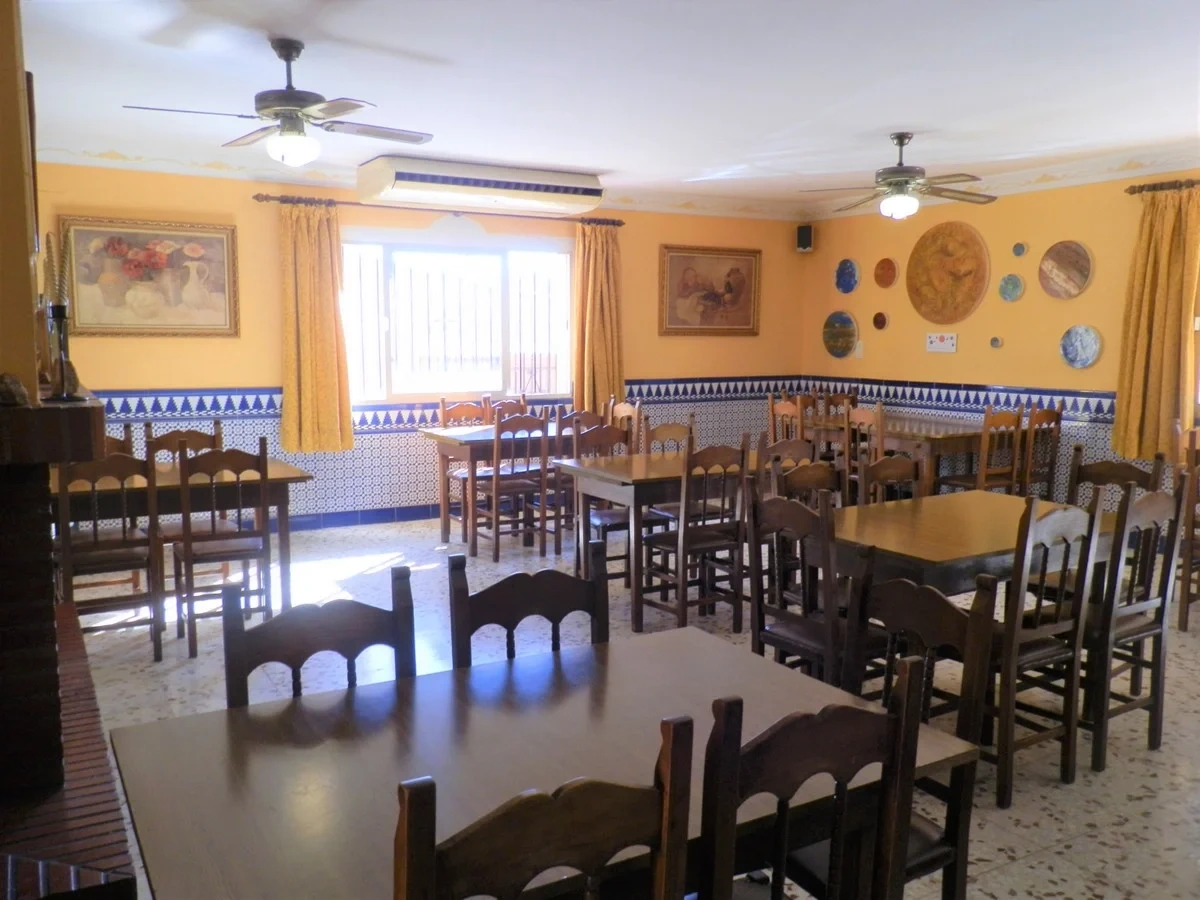 2 - venta comercio benahavis - costa del sol andalucía españa