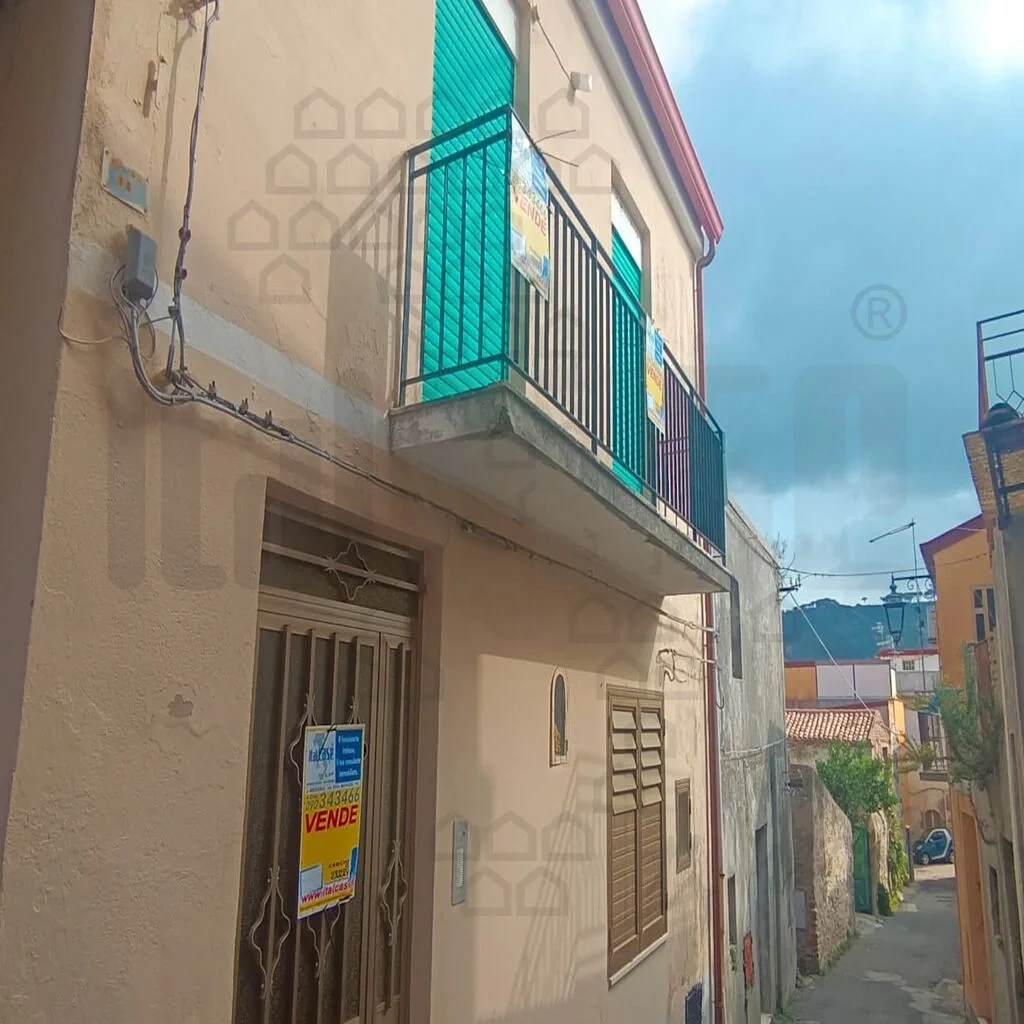 1 - vendita villa messina sicilia italia