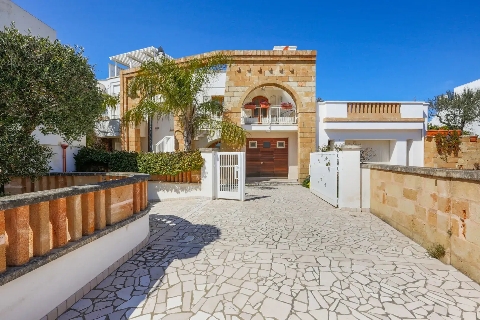 2 - vendita casa vista mare castrignano del capo puglia italia