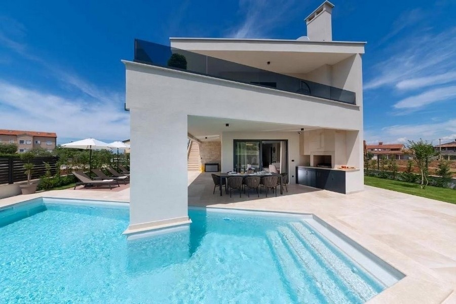 1 - sea view house for sale in poreč istria croatia
