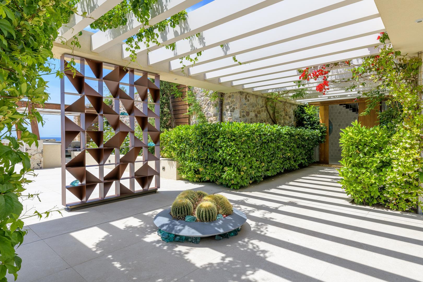 2 - venta casa frente al mar anavissos ática grecia