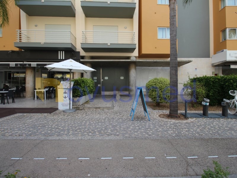 2 - business for sale in vilamoura algarve portugal