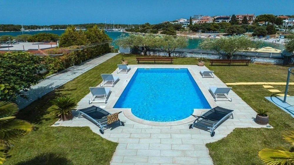1 - venda casa vista de mar pula istria croácia
