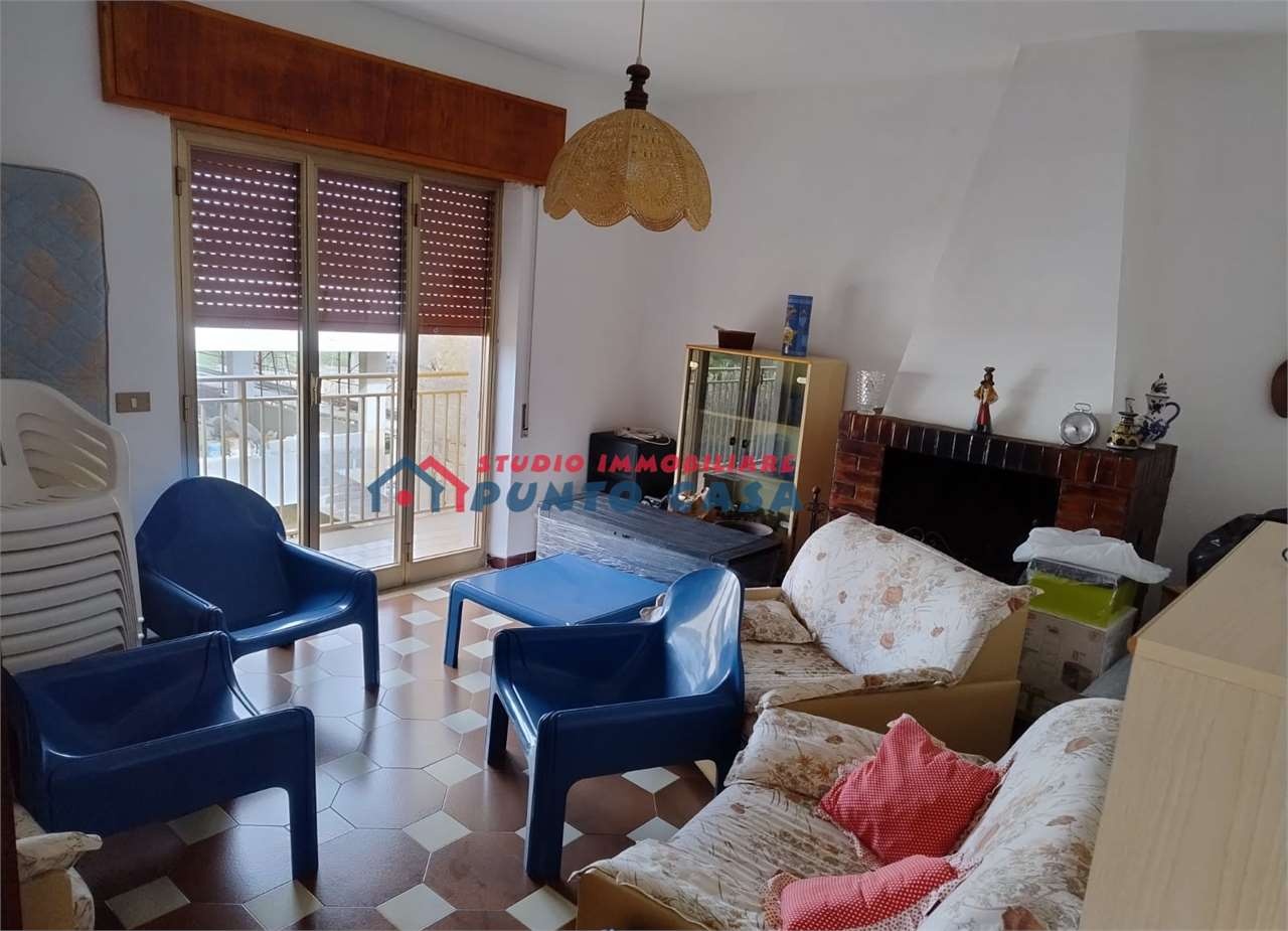 2 - house for sale in buseto palizzolo sicily italy