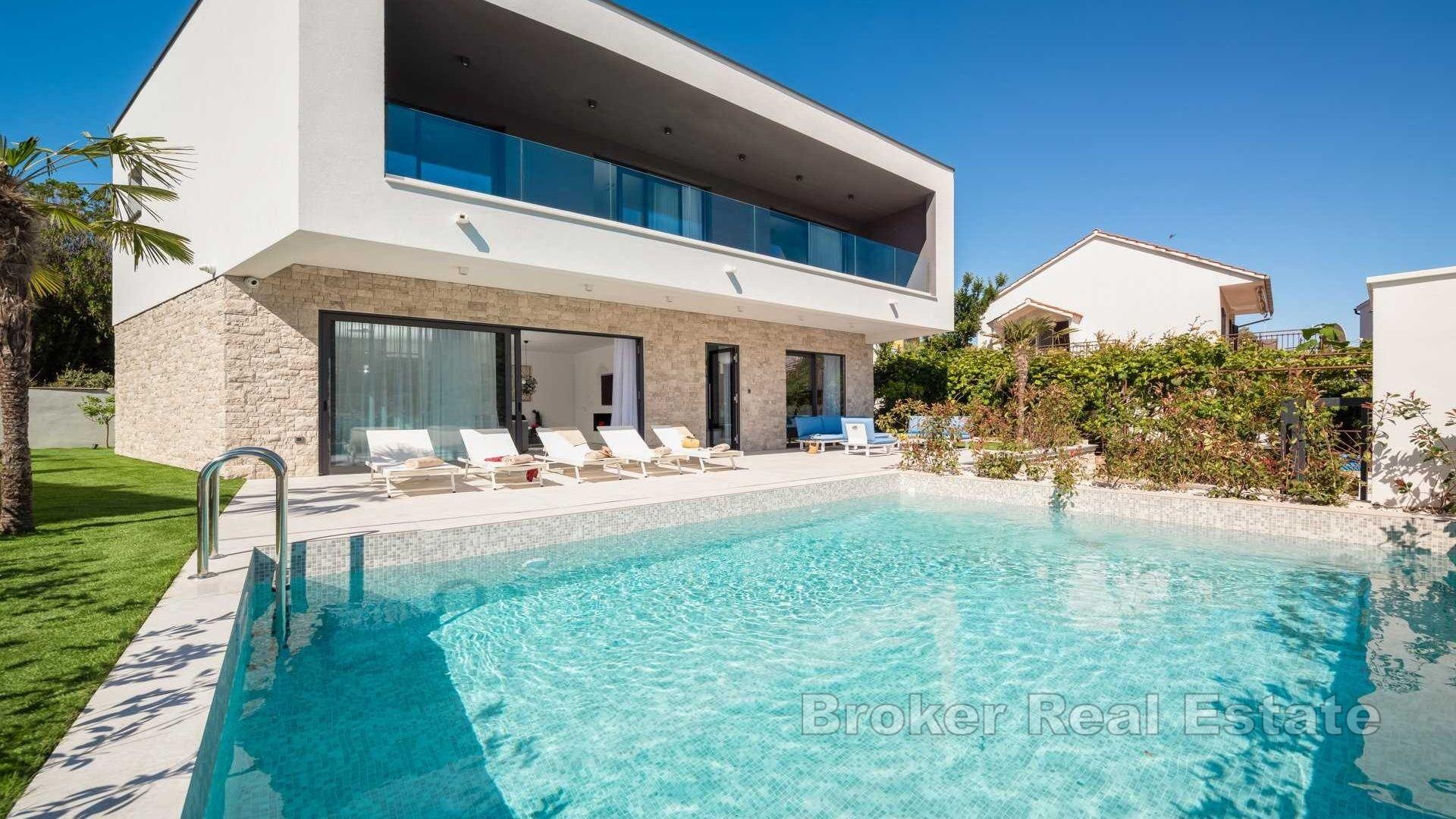 2 - vendita casa vista mare rogoznica sebenico e tenin croazia