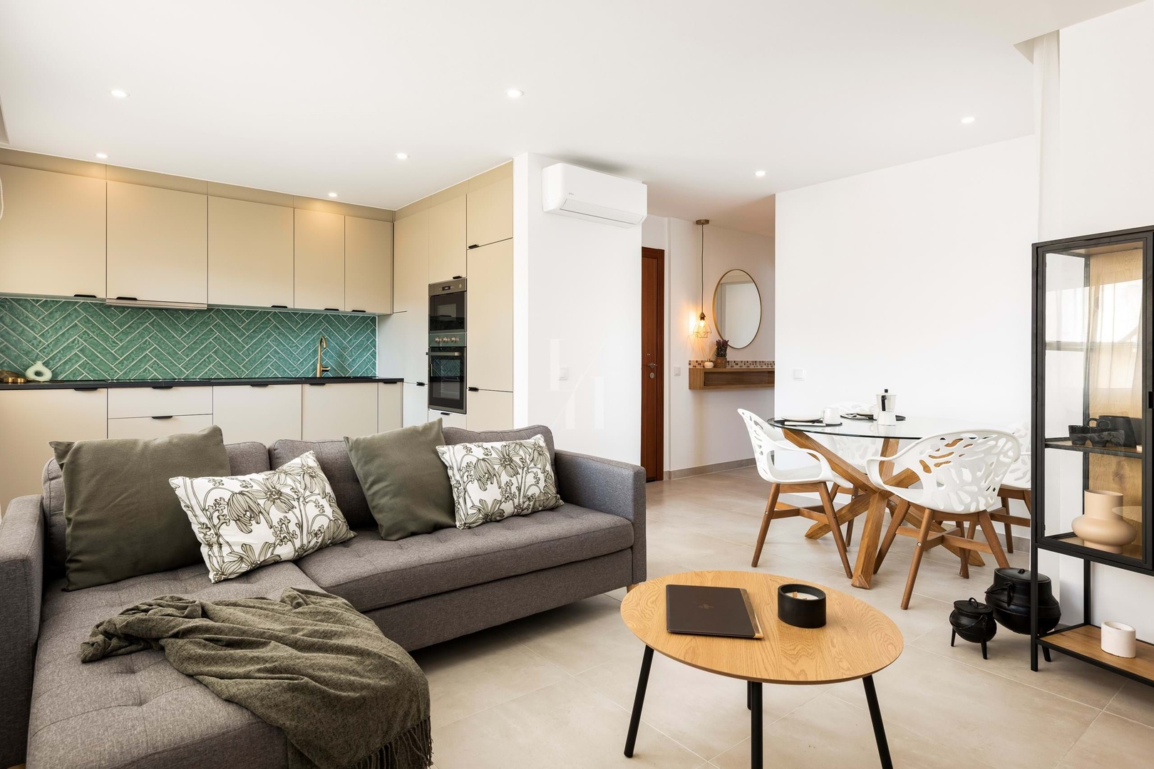 1 - apartment for vacation rentals in quarteira algarve portugal