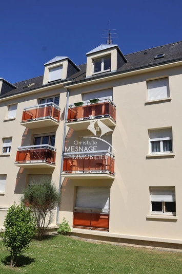 Apartamento con 2 dormitorios
