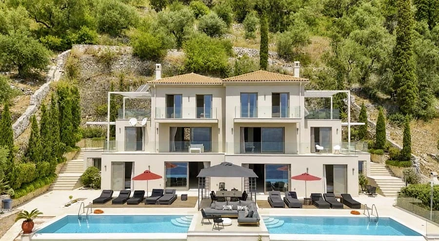 2 - vente villa vue mer nissaki îles ioniennes grèce