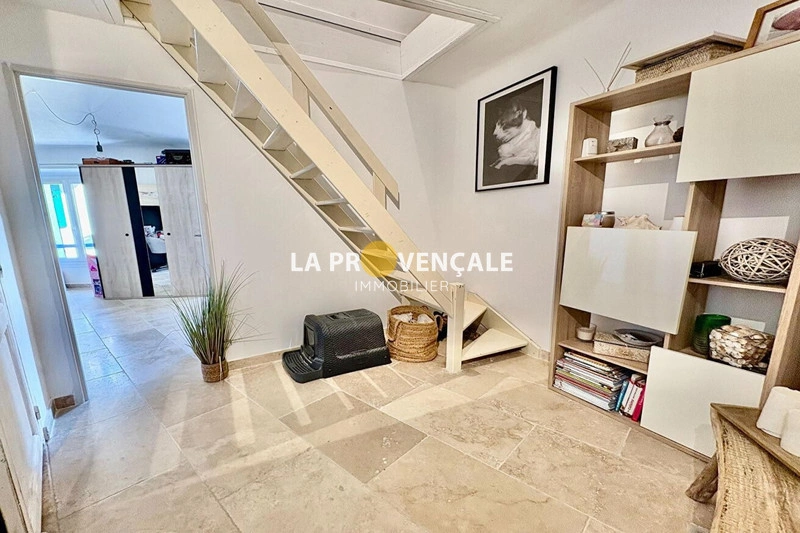 2 - venta casa pourrières var francia