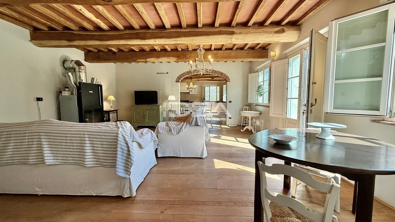 2 - venta casa capannori toscana italia