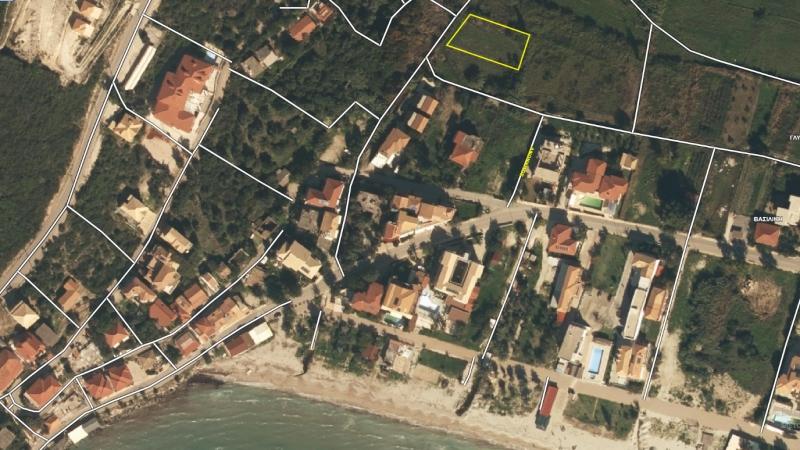 Terreno a praia ao pé de 940 m²