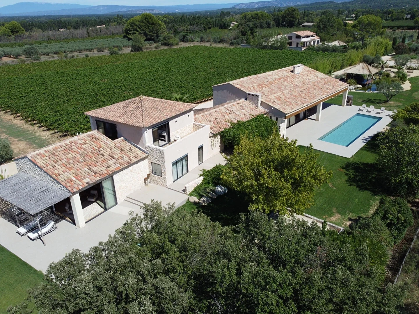1 - villa for sale in eygalières bouches-du-rhône france