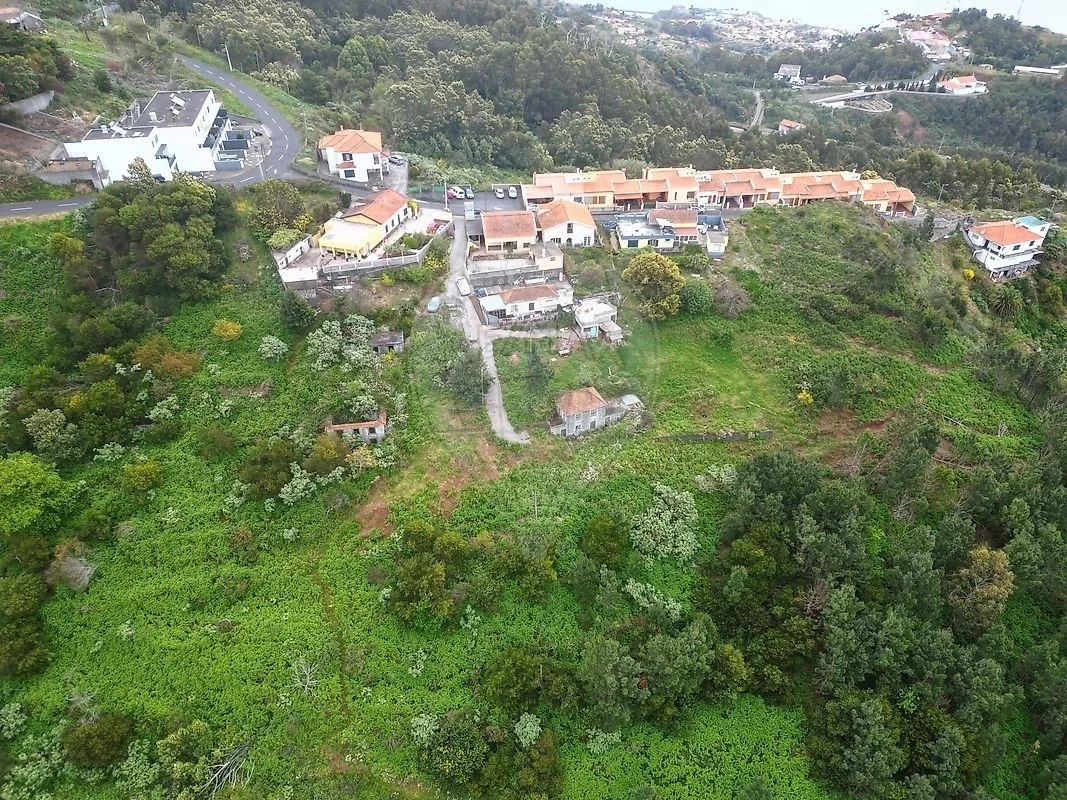 2 - building for sale in santa cruz madeira portugal