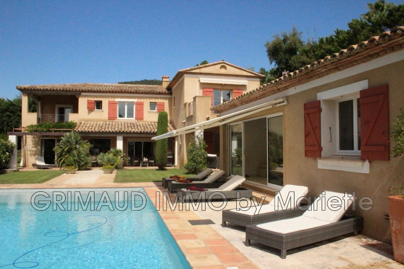 Casa a pie de playa con terraza