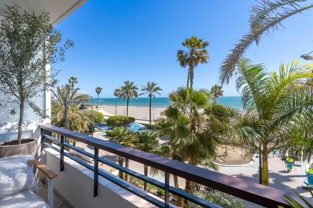 1 - venta apartamento frente al mar estepona - costa del sol andalucía españa