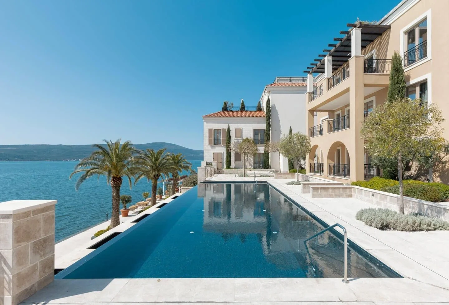 2 - verkauf wohnung tivat tivat montenegro