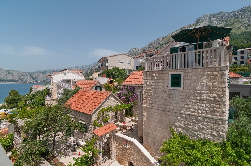 2 - verkoop pand uitzicht op zee omiš split-dalmatia kroatië
