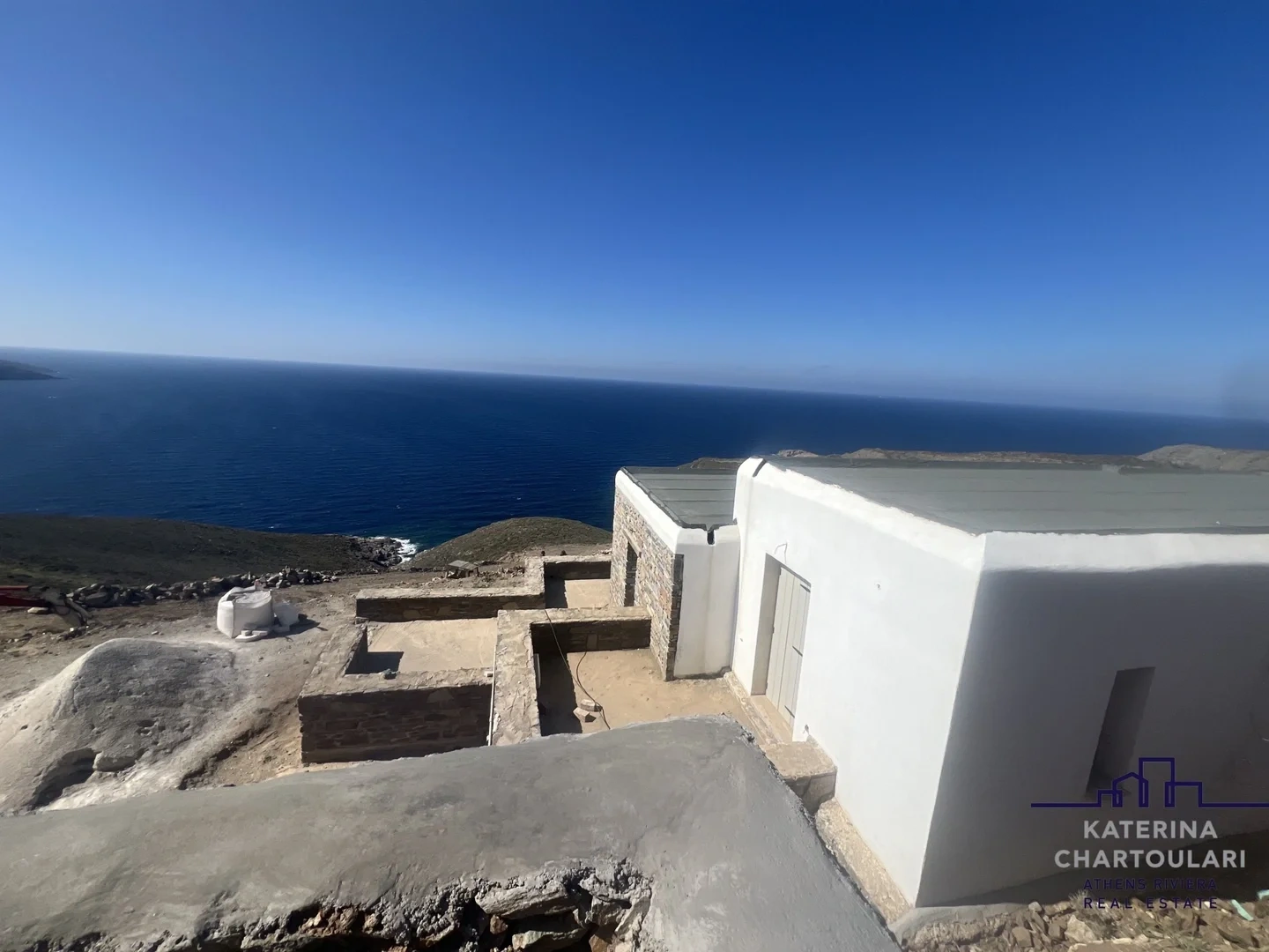 1 - waterfront apartment for sale in kýthnos south aegean greece