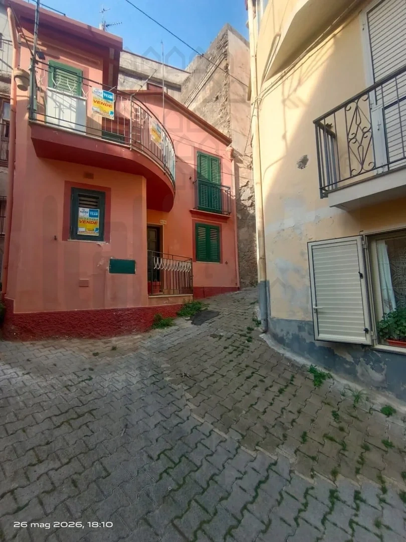 1 - vendita villa messina sicilia italia