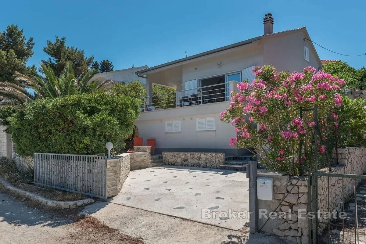 2 - venta casa vista al mar ciovo split-dalmacia croacia