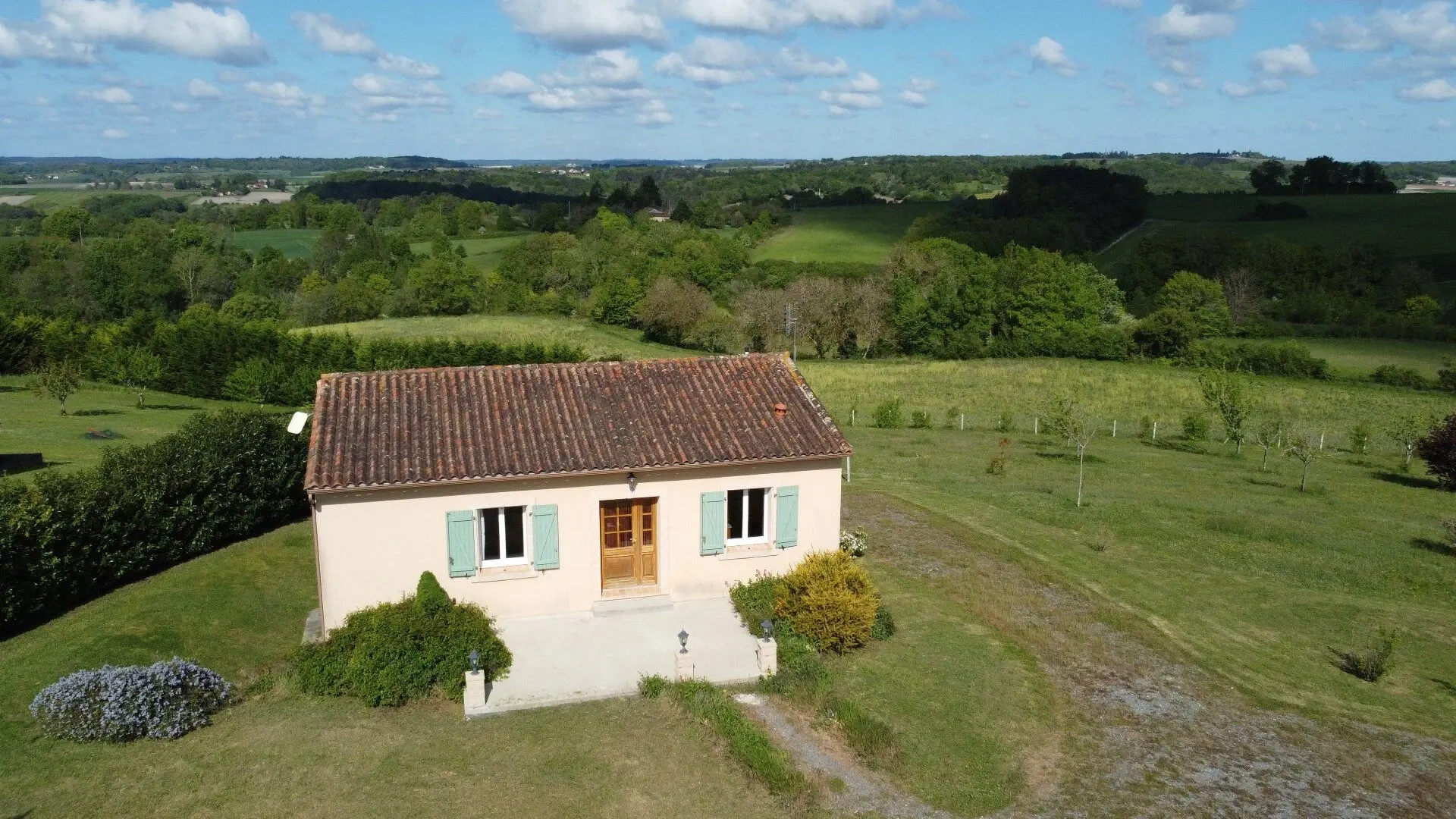 2 - vente maison les essards charente-maritime france