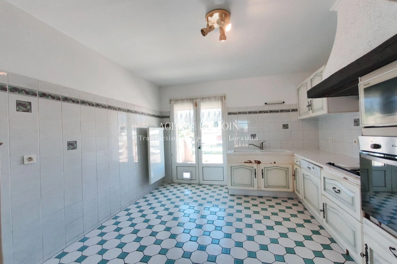 2 - venta casa le muy var francia