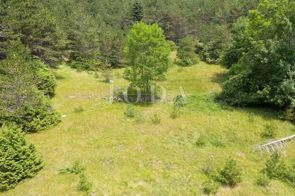 1 - verkoop terrein senj lika-senj kroatië