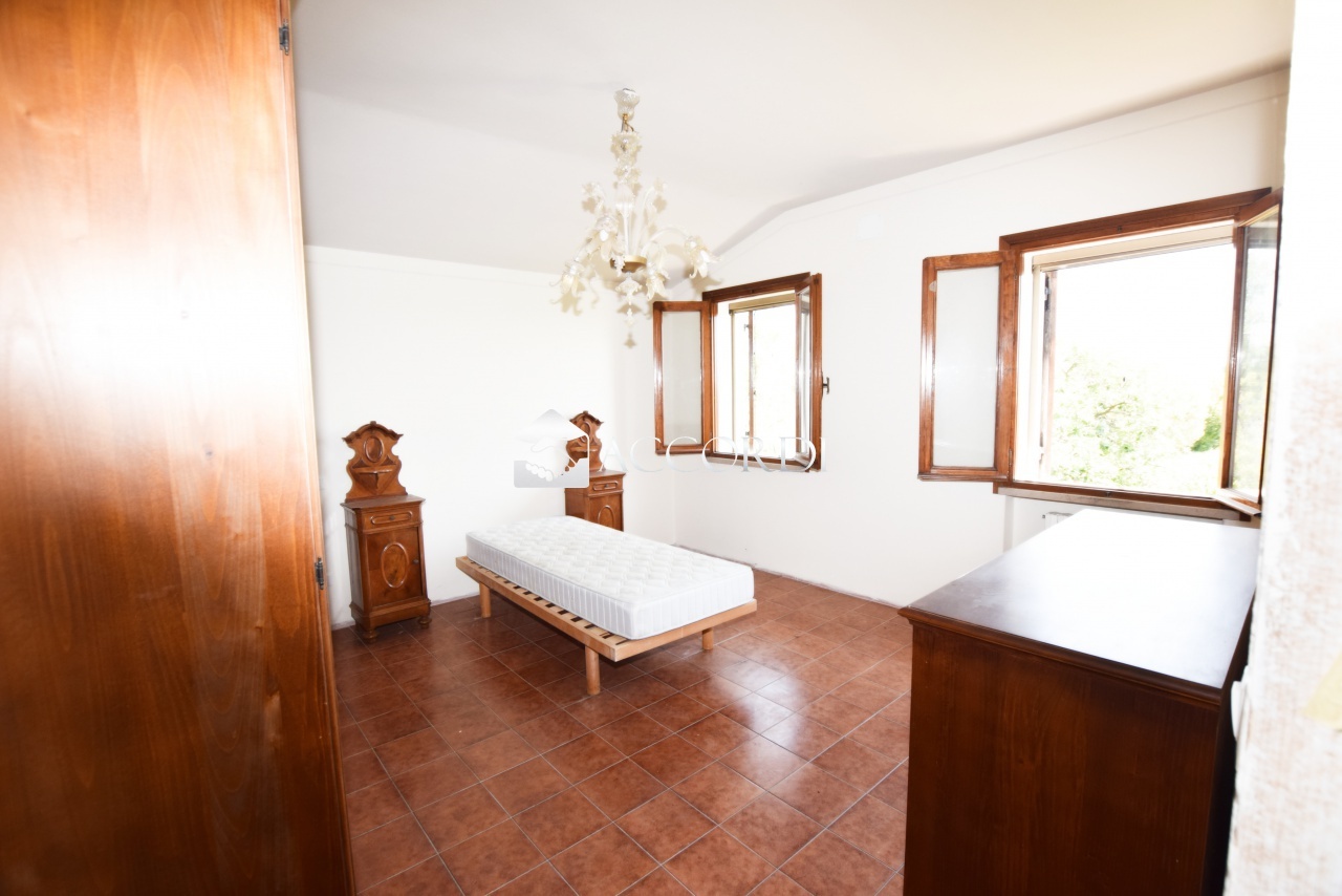 2 - house for sale in treviso veneto italy