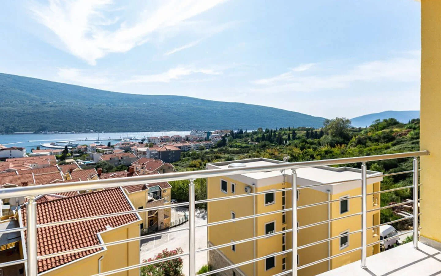 2 - verkauf wohnung meerblick herceg novi herceg novi montenegro