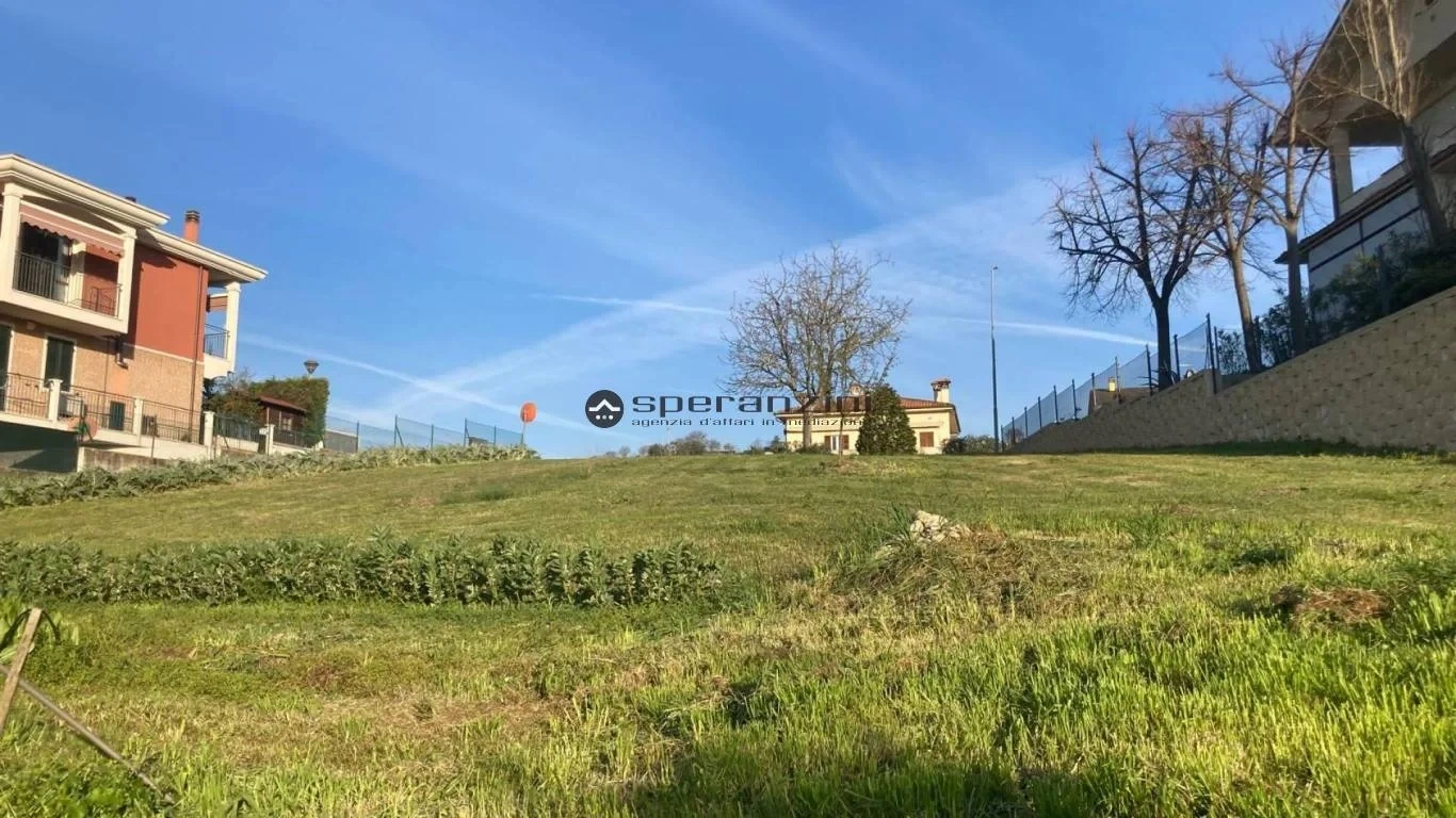 2 - venda casa montefelcino marcas itália