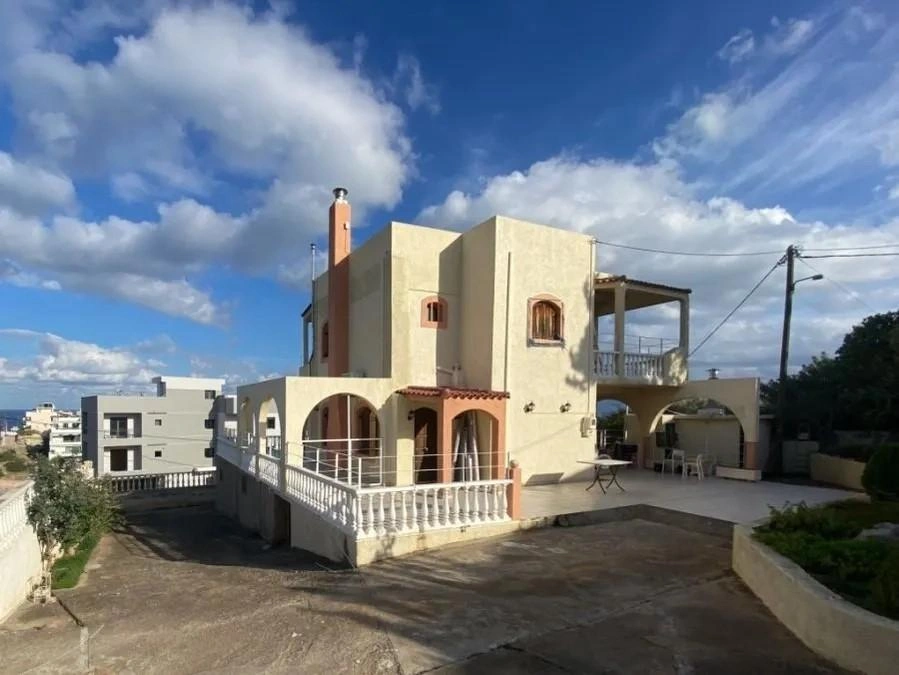 2 - verkoop huis uitzicht op zee agios nikolaos crete griekenland