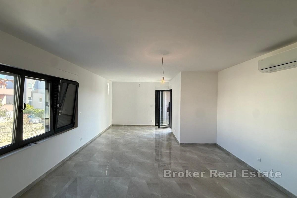 2 - venda apartamento vista de mar šibenik sibenik croácia
