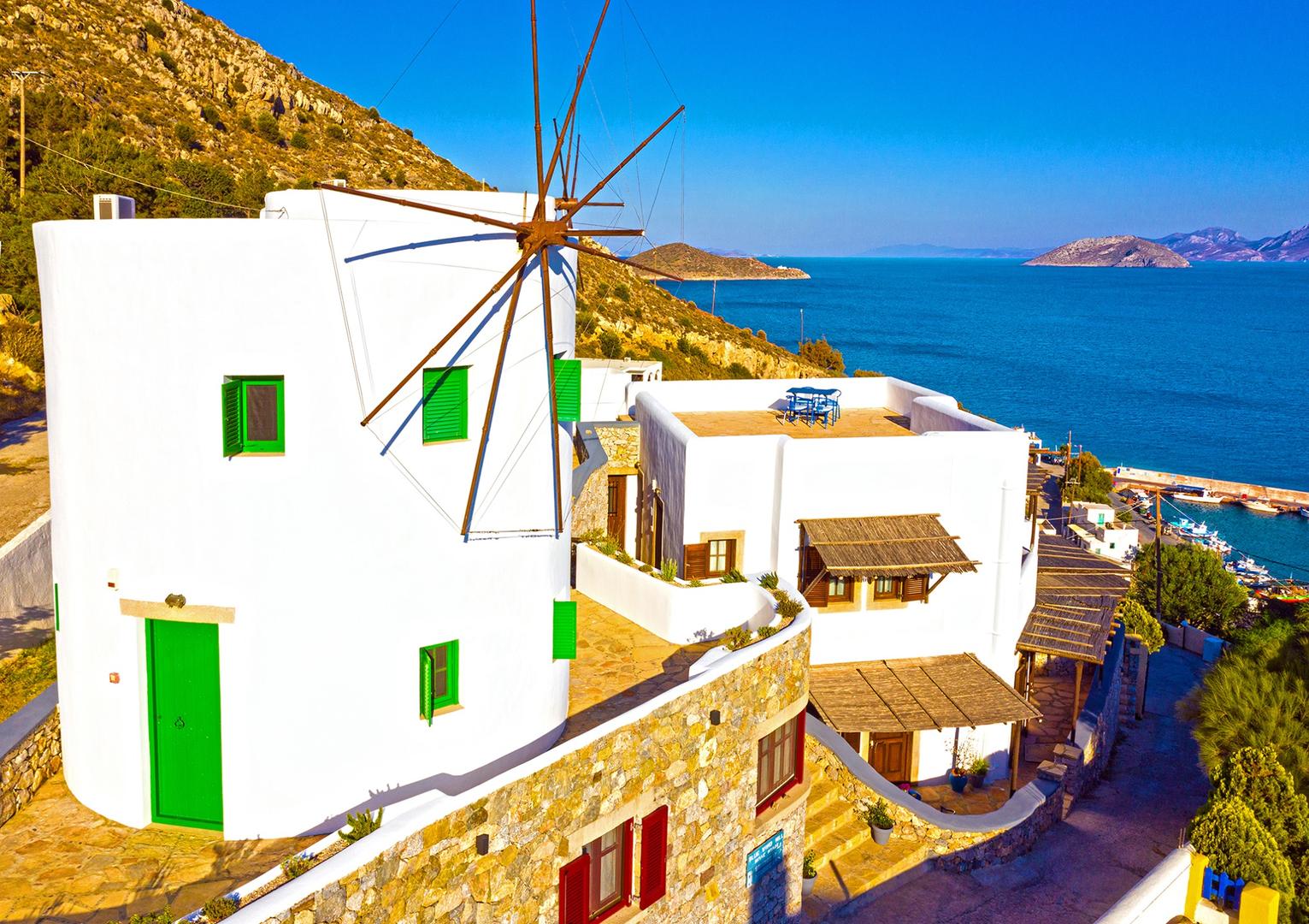 House for sale in Leros of 407 m²