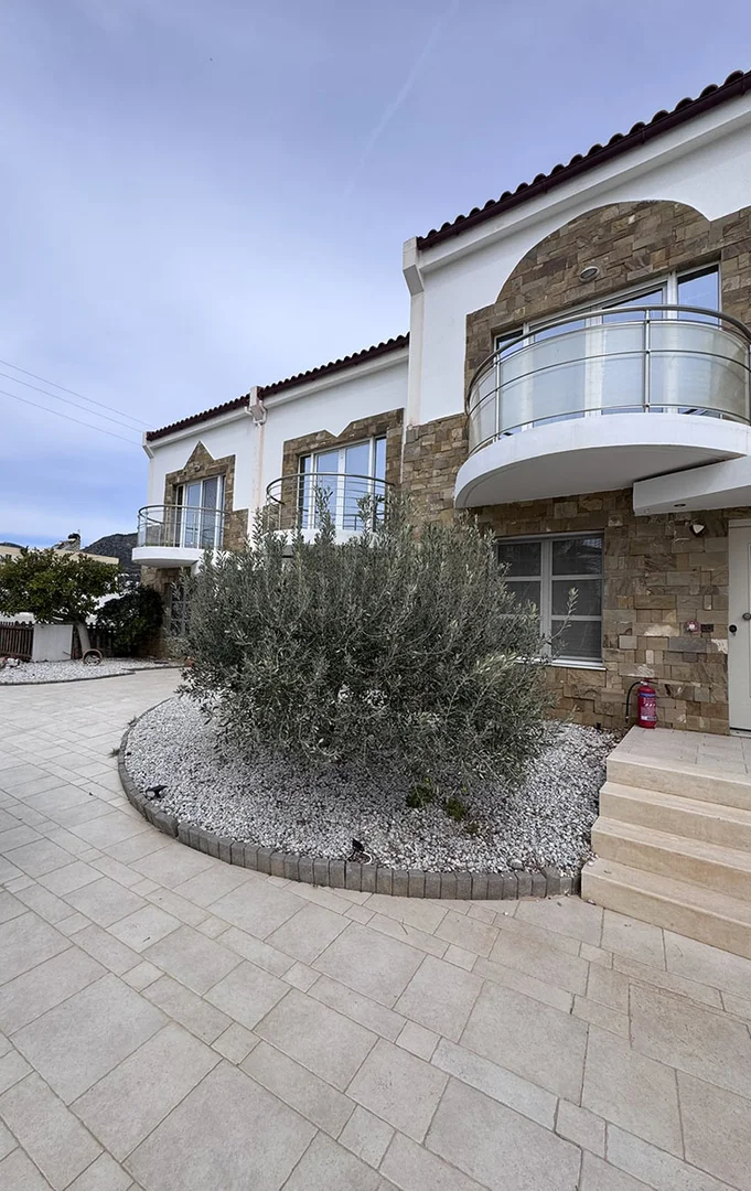 2 - vente maison makry-gialos crète grèce