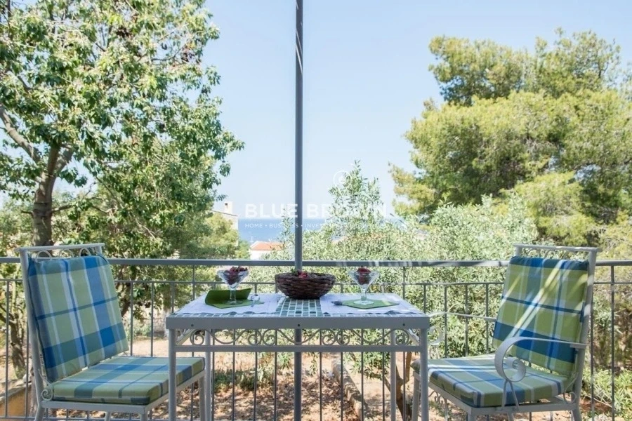 1 - vente maison pieds dans l'eau palaia fokaia attique grèce