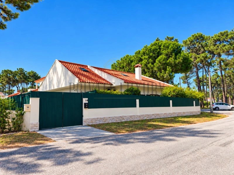 2 - house for sale in aroeira lisbon region portugal
