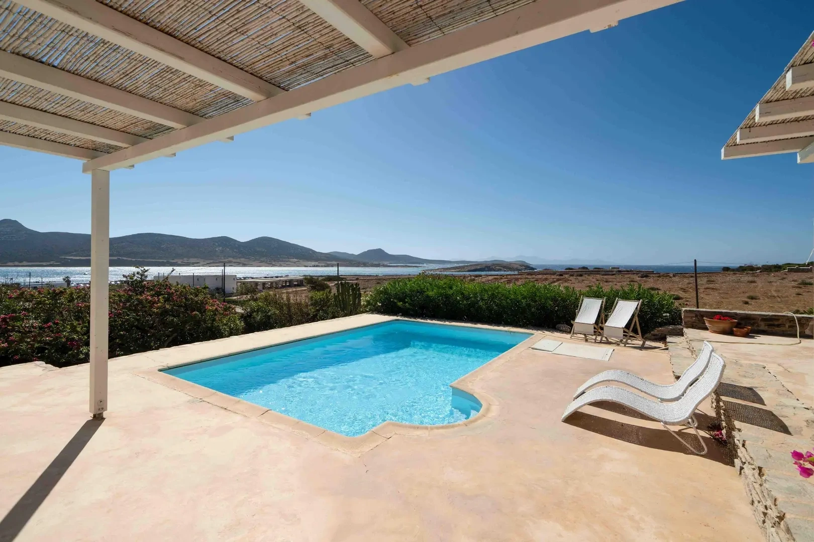 2 - villa for sale in antiparos - cyclades south aegean greece
