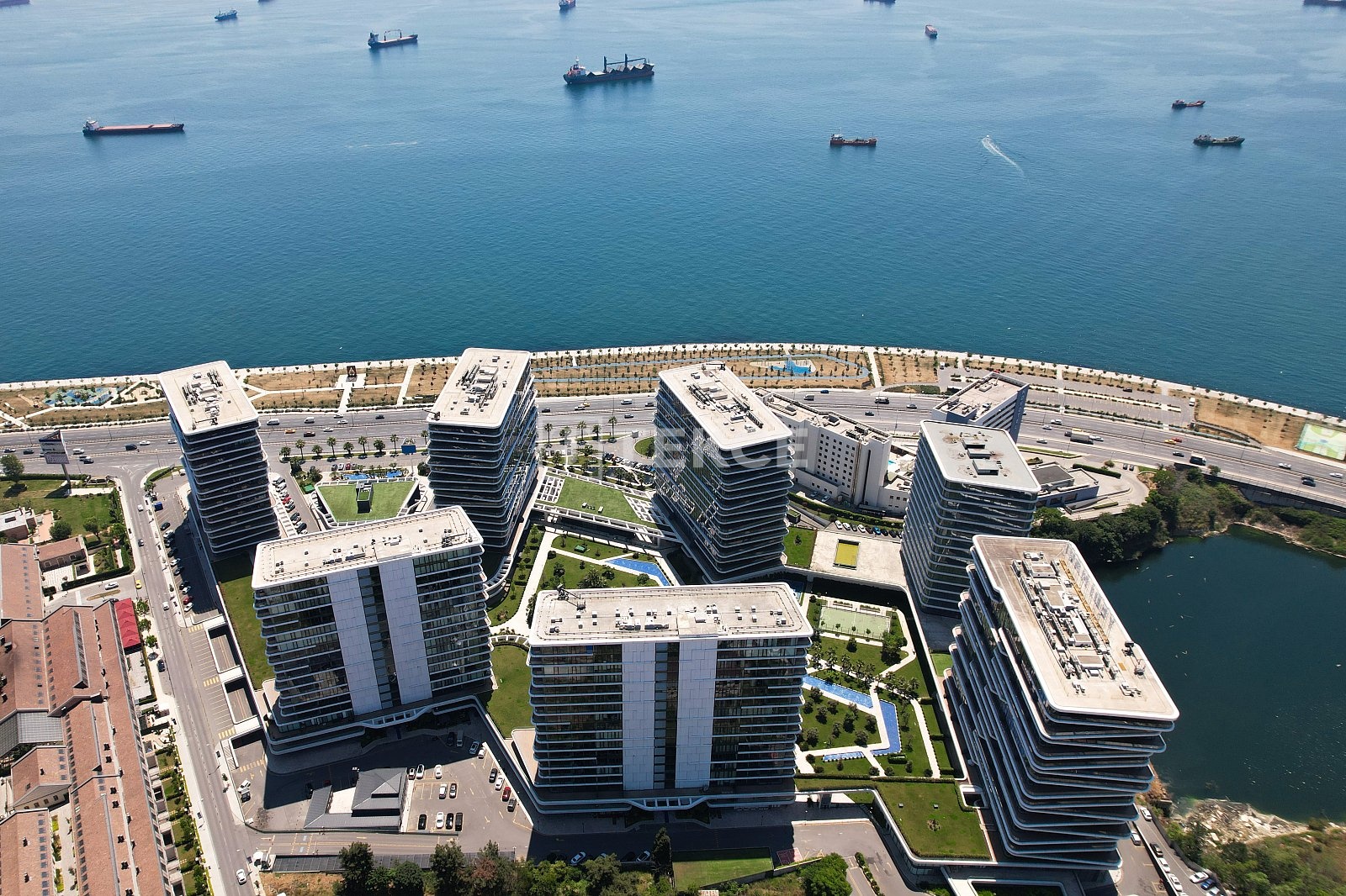 1 - waterfront apartment for sale in zeytinburnu istanbul turkey