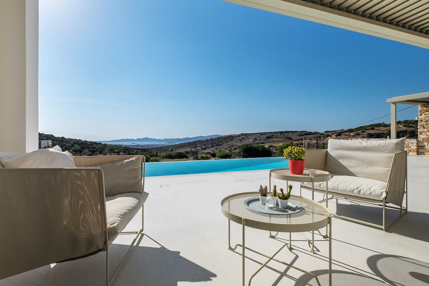 1 - verkoop villa kamari zuid-egeïsche eilanden griekenland