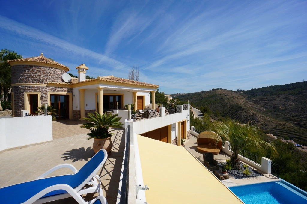 2 - verkoop huis uitzicht op zee calpe - costa blanca valencian community spanje