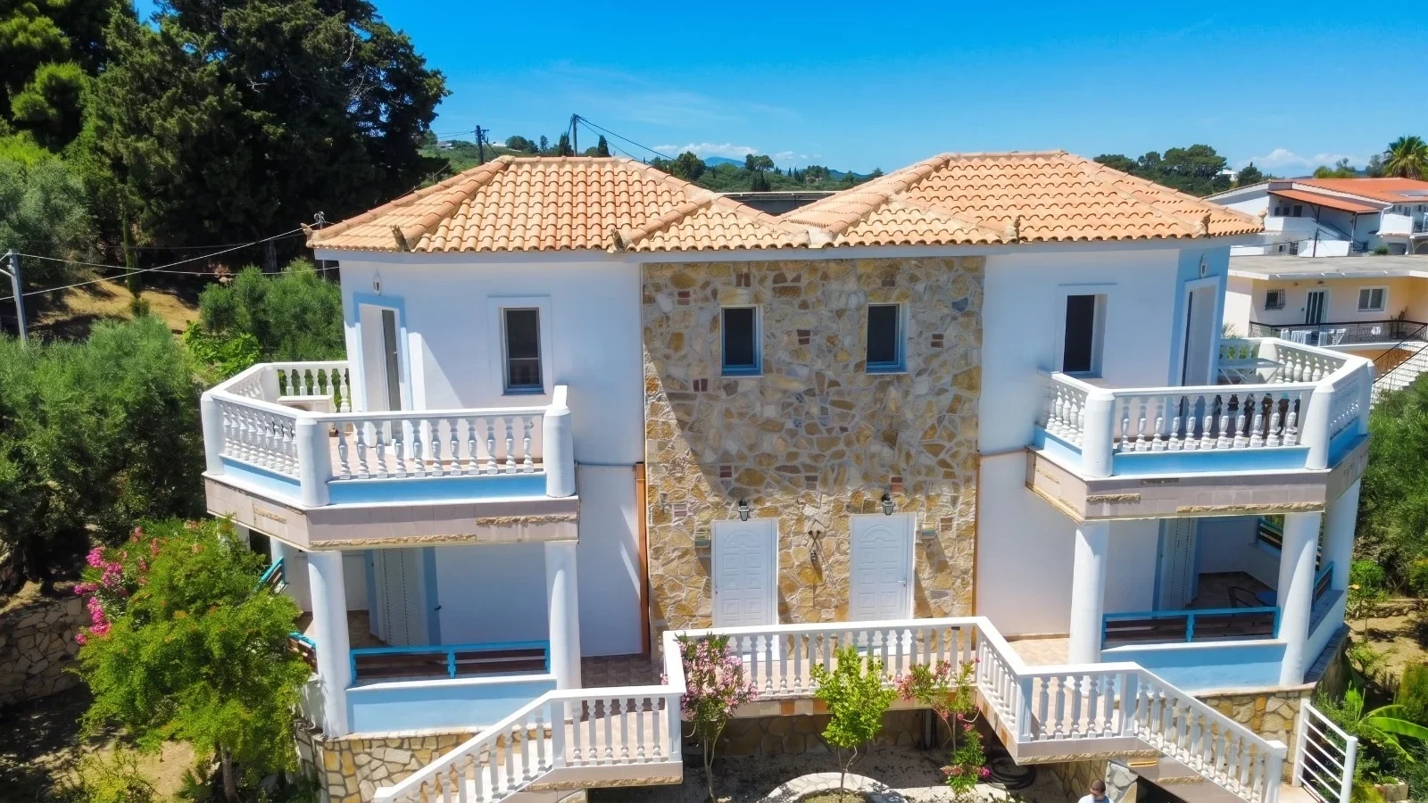 2 - vente appartement vue mer agios sostis îles ioniennes grèce