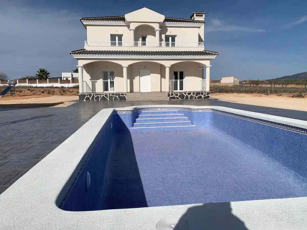2 - venda casa pinoso comunidade valenciana espanha